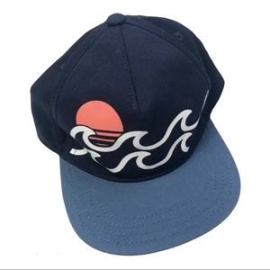 🆕NWT boys snap back hat